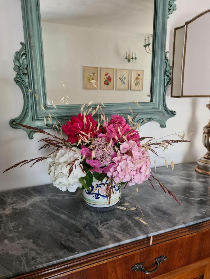 Il Borgo Di Ra Villa San Salvatore  Eksteriør billede